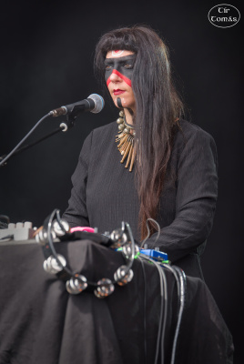 20250801-004-Lili Refrain-TirTomas_936x1400.jpg