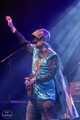 20250731-001-The Longest Johns-TirTomas.jpg