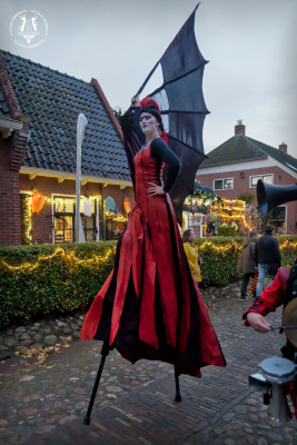 20251025-018-Walking Acts-TR.jpg