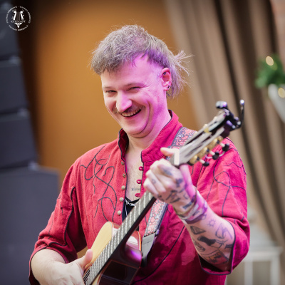 20251206-008-The Trouble Notes-TR.jpg