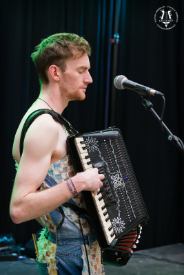 20251207-003-Good Habits-TR.jpg