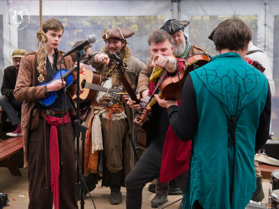 The Trouble Notes/Pirates' Picnic